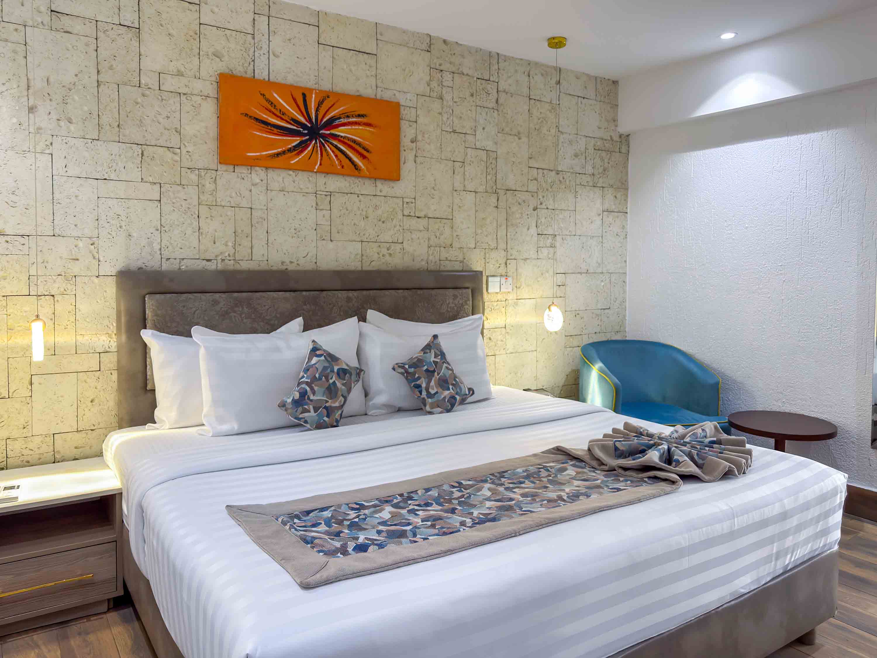 ADJOINING ROOM